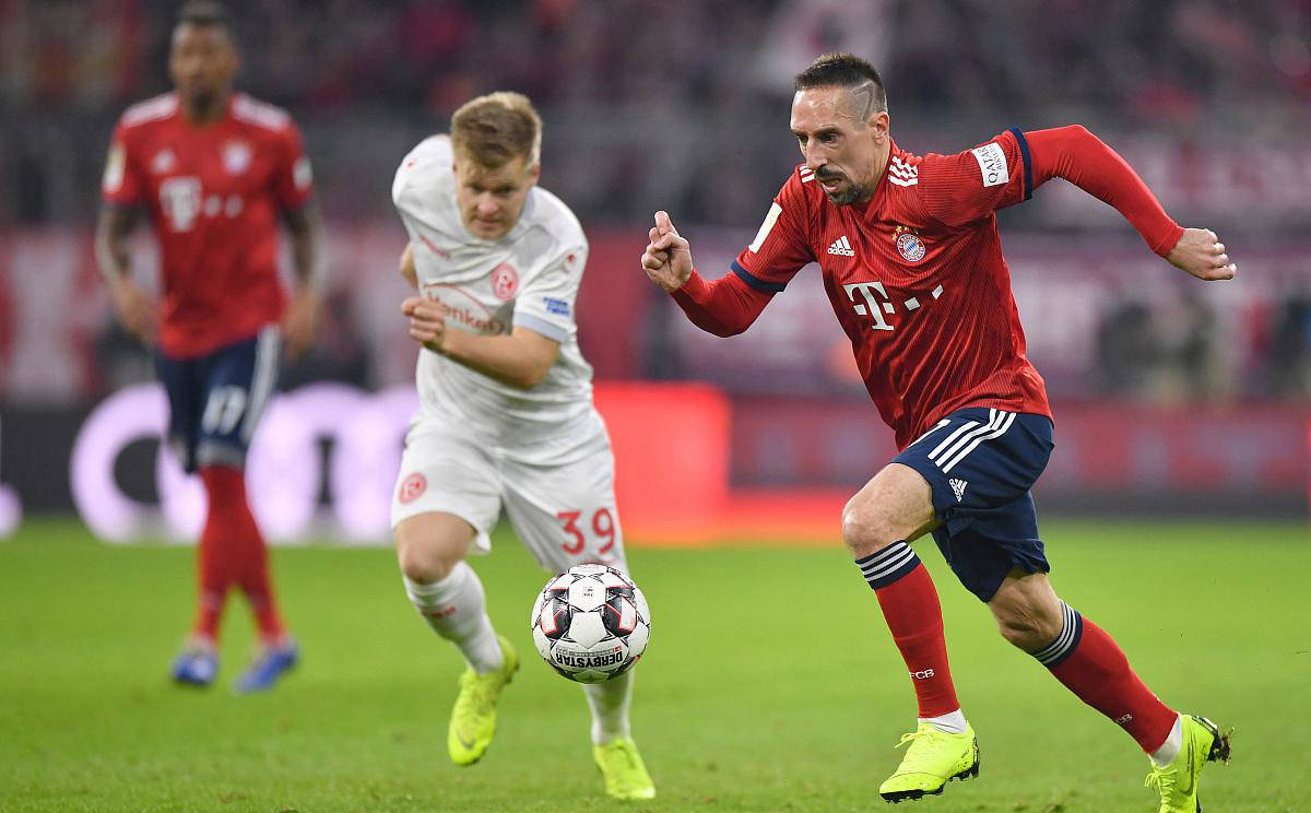 关于斯图加特客场战胜卡尔斯鲁厄，保持不败的信息