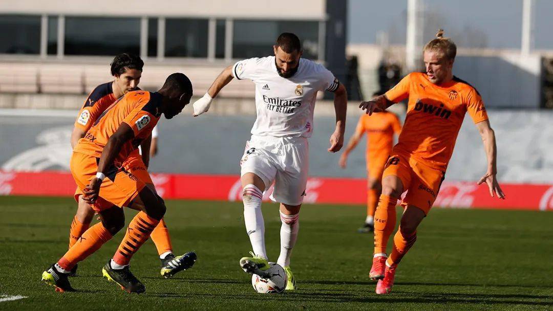 瓦伦西亚客场告捷，积分稳定增加